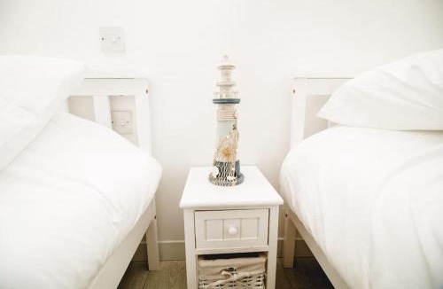 Walcott House | Sea View Beachfront House