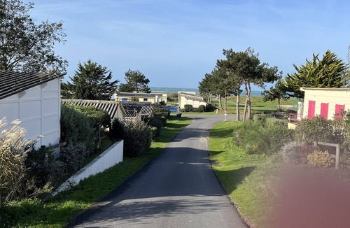 Saint-Martin de Brehal House | Sea view bungalow