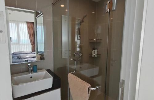 Batam Apartment | Sea View Family Room at Nuvasa Bay Resort Kalani