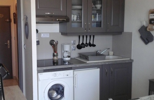 Cannes La Bocca Apartment | Sea view