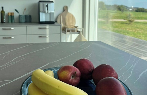 Kalundborg House | Sea view holiday home at Røsnæs