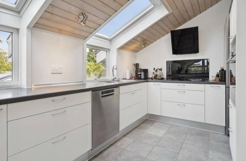 Egsmark Strand House | Sea view holiday home near Ebeltoft