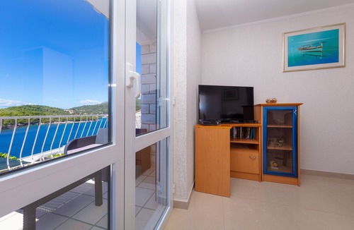 Stikovica Apartment | Sea view House