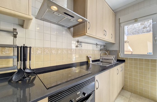El Carmoli Ski Chalet | Sea view house with jacuzzi, Wi-Fi and Parking