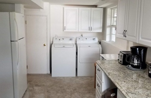 Anacortes Apartment | Sea View Inn Summary: