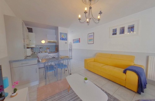 Larmor-Plage Apartment | Sea View Studio, WiFi, in Larmor-Plage, 4 Guests