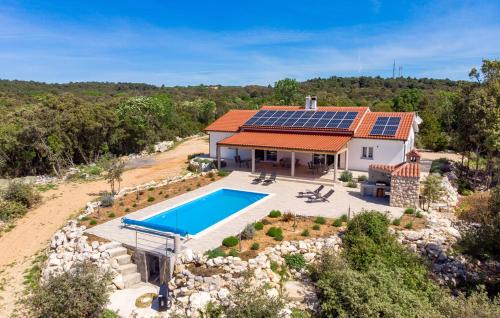 Suha Punta Villa | SEA VIEW VILLA *big pool * BBQ * direct sea access