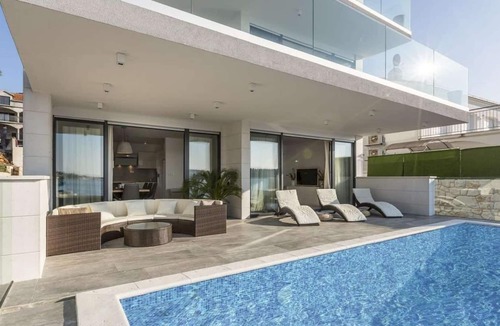 Dvornica Villa | Sea View Villa Rogoznica