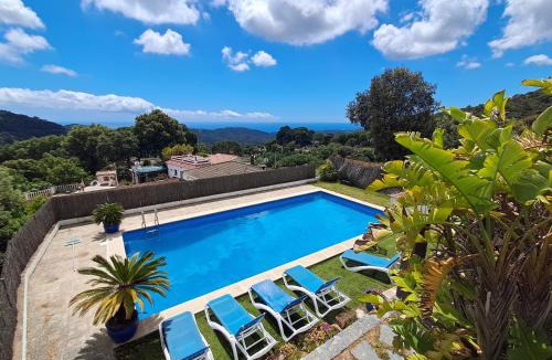 Sant Cebria de Vallalta Villa | Sea view, Wonderful pool, Nature, Peaceful & AC