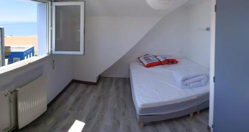 Saint-Marc-sur-Mer Apartment | Sea View with beach at 20m Saint-Marc-sur-Mer