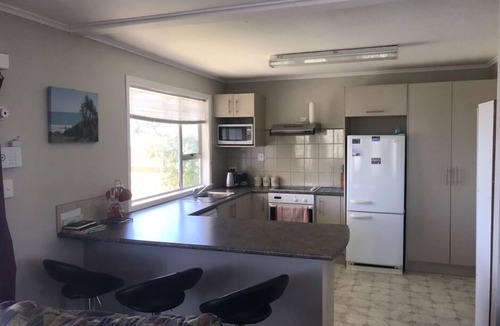 Coopers Beach House | Sea Views and Beach Walks