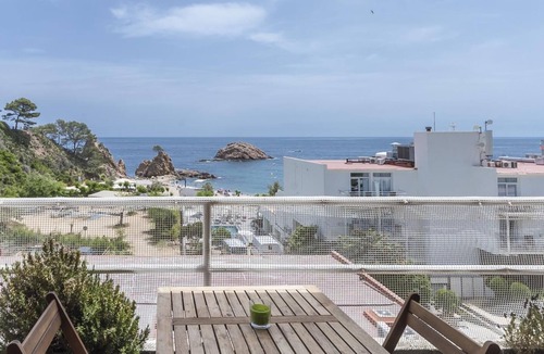 Tossa de Mar Apartment | SEA VIEWS APARTMENT ON THE BEACH