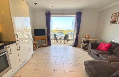 Treyarnon Apartment | SEA VIEWS, beachside apartment with balcony