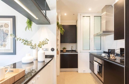 Gros Apartment | ☀️Sea Views from 4 Balconies ☀️ Walk Score 90 ☀️