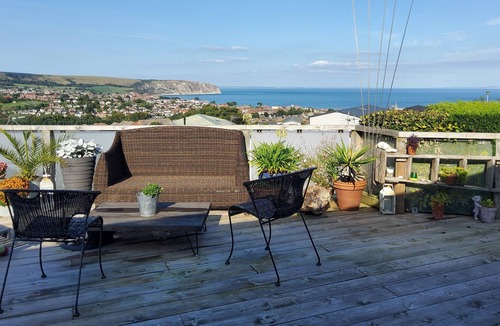 Swanage Cabin | Sea views.