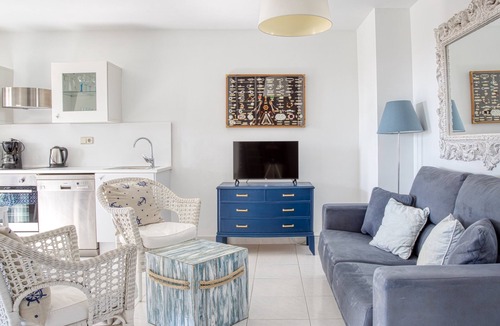 Calella Apartment | Sea views. Large solarium terrace. Private. For exclusive use.