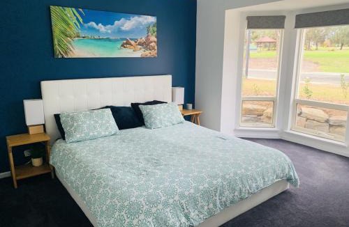 McLaren Flat House | Sea & Vines