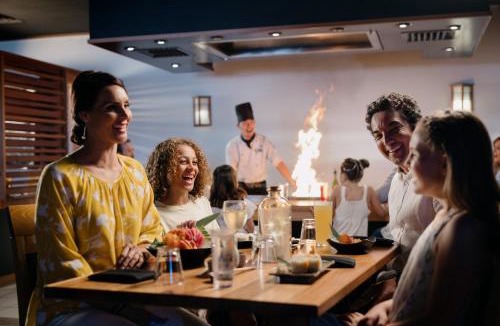 Main Beach Resort | Sea World Resort