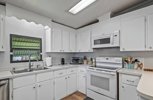 Crawfordville House | Sea Ya on the Canal at Shell Point