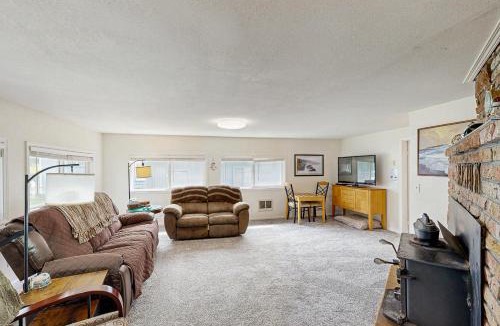 Winchester Bay House | Seabastian's Place