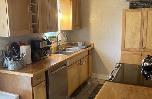 Sunny Shores House | Seabatical Bungalow