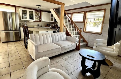 Shinnecock Hills Cottage | Seabreeze #3 Cozy Cottage walk to US Open