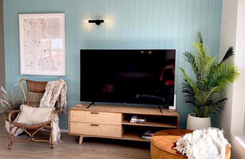 Semaphore Apartment | Seabreeze at Semaphore #8 - On the Esplanade