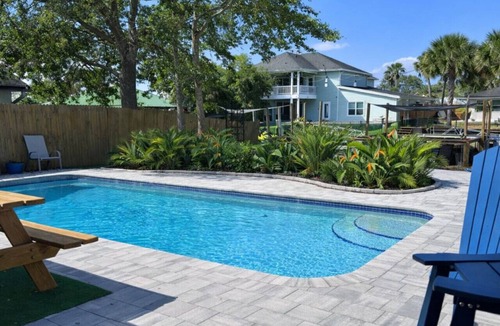 Isle of Palms House | Seabreeze Boating Way|Pool| Dock