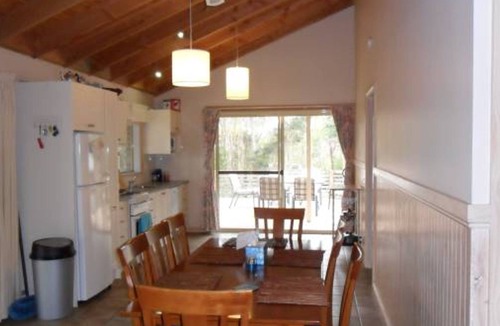 Ventnor House | Seabreeze On Anchorage