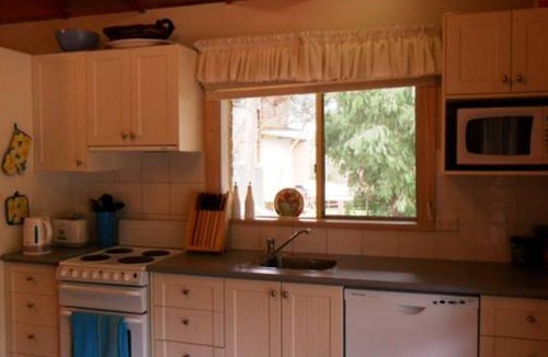 Ventnor House | Seabreeze On Anchorage