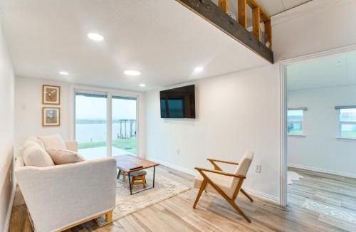 Cedar Lane House | Seabreeze Retreat: Waterfront Home Near Sargent