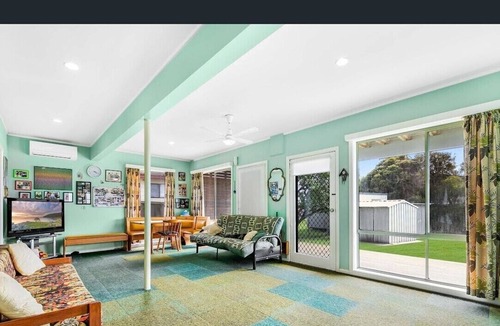 Coronet Bay House | SeaBreeze - Sleeps 10