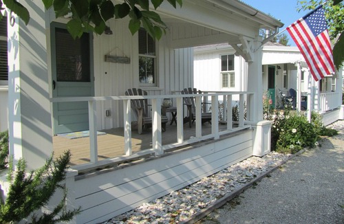 Seabrook Cottage | Seabrook - On Turtle Time