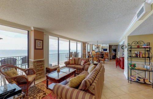 West Panama City Beach Hotel | Seachase 704E