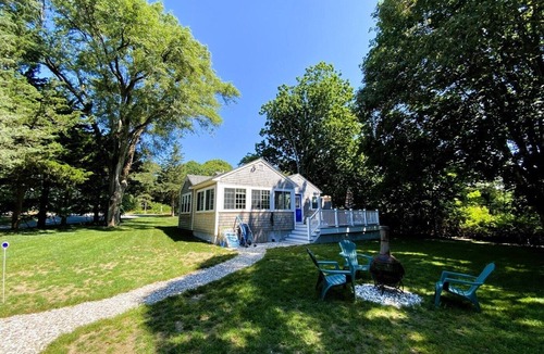 Campground Landing Cottage | SEAclusion! Walk to Bay Beach!