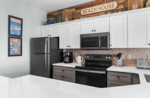 Folly Beach Condo | Seacoast Villa 6 - Unobstructed Ocean View - Elevator