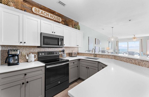 Folly Beach Condo | Seacoast Villa 6 - Unobstructed Ocean View - Elevator