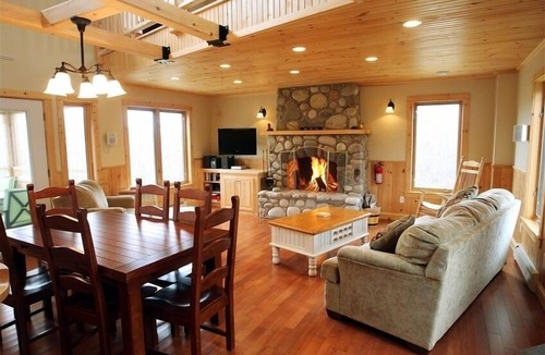White Point House | Seacrest Tower Vacation Home - Ocean Views, Walk to the Beach!