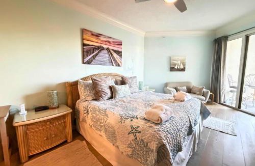 North Forest Beach Villa | Seacrest Villa Oceanfront Resort 2 bed 2 bath steps to the beach