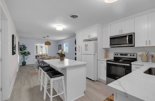 Beach City House | Seacrest Waterfront - 3BR - King Bed + Game Room