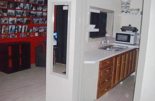 Semaphore Apartment | Seacroft Apartments Unit 9