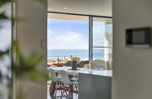 Caves Beach Apartment | SeaDuce @ Caves Beach
