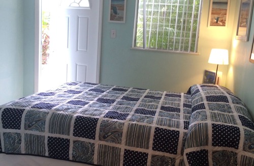 Rock Harbor Hotel | Seafarer Key Largo