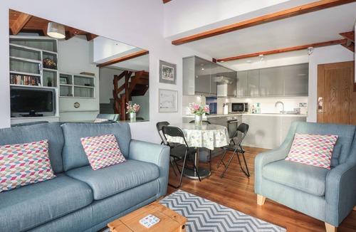 Borth-y-Gest Cottage | Seafarer's Haven