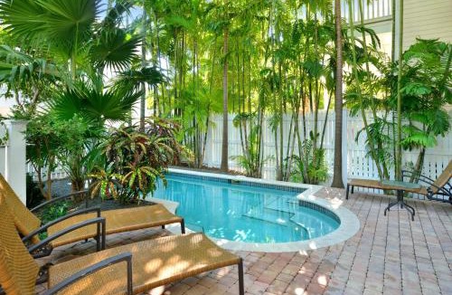Meadows House | Seafarer's Refuge