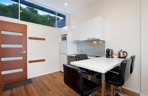 Apollo Bay Apartment | Seafarers Getaway