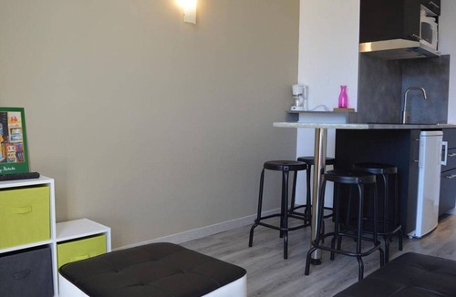 Argeles Plage Apartment | Seafront 2-Room Apt for 3 in Argelès-sur-Mer with Direct Beach Access & Pet-Friendly