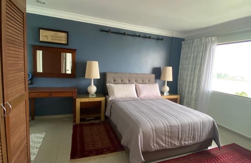 Si Rusa Apartment | Seafront 62 at Regency Tanjung Tuan, PD