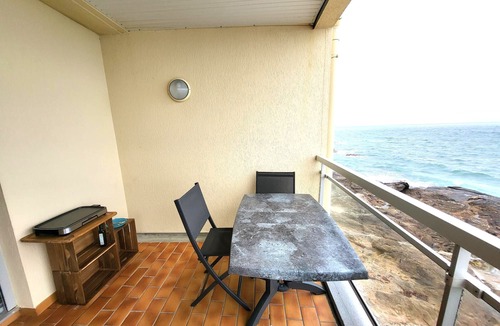 La Chaume Apartment | Seafront Apartment with Terrace and Garage in Charming La Chaume, 2 Bedrooms