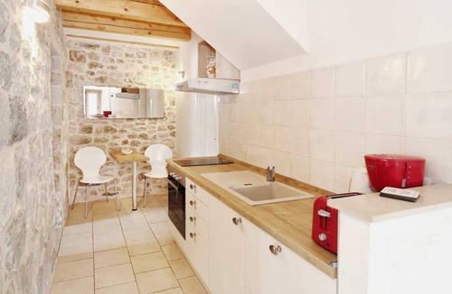 Cavtat Old Town Apartment | Seafront apartment in a historically designated stone house fully updated